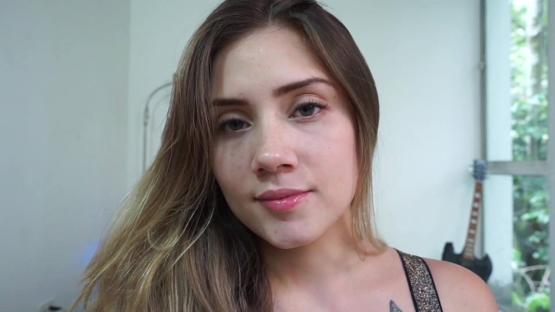 Sister scratches dad's car good for brother - Free MILF Video