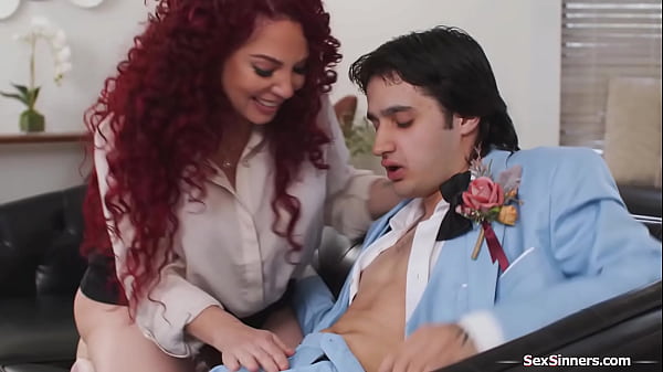 Sorry i gave you boner - Free MILF Video