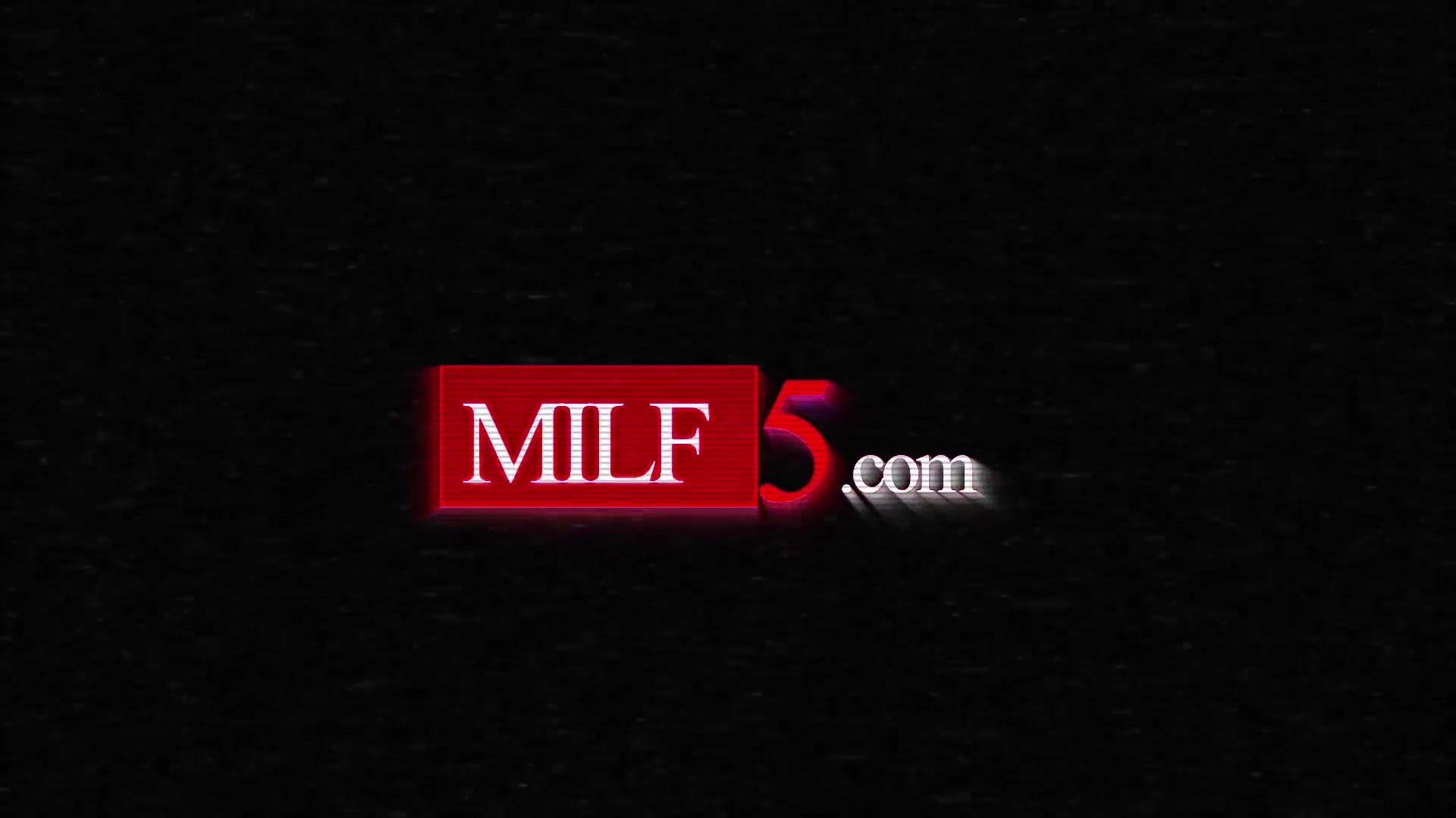 Wicked queen mom - Free MILF Video