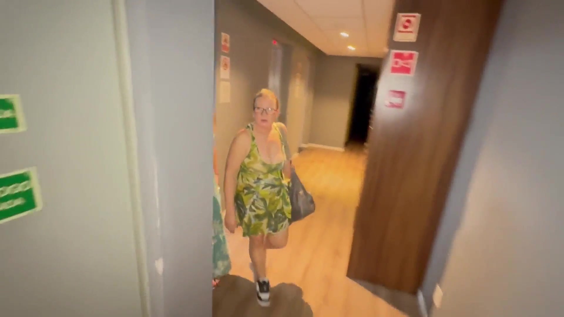 Daughter wants daddy's big cock - Free MILF Video